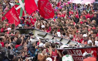 Bihar eta etzi jokatuko dituzte Kontxako Banderako sailkatze estropadak