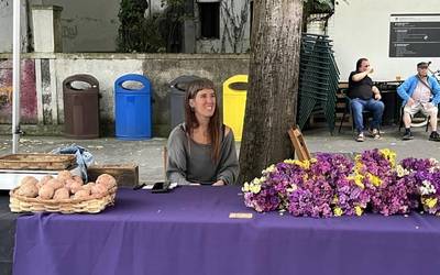 Beheko plaza, bertako eta garaiko produktuen erakusleiho