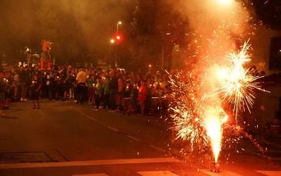 Piroteknia eta su artean agurtu dituzte Laudioko jaiak