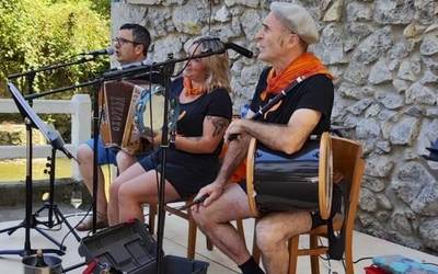 Aikopekoren aurkezpena Urkiolan