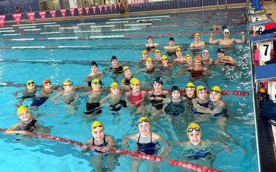 Denboraldi berezia dator Bergara Igeri Elkartearentzat, Agorrosingo sabaiko lanen etenak eraginda