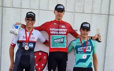 Gure txirrindulariak, ederki