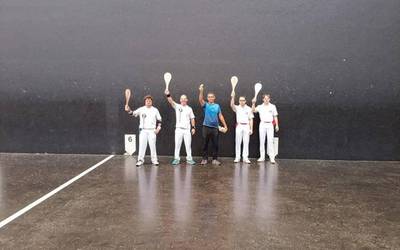 Pala modalitateko partidak jokatuko dituzte bihar goizez Aitzurin