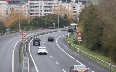 Trafikoa desbideratuko dute igandean AP-8 autobidean, Zarautz parean