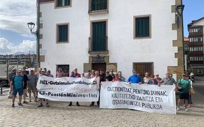 Kalera itzuli dira pentsiodunak