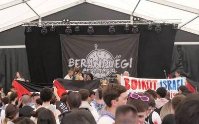 Egotetik egitera: auzolana, jaia eta borroka!