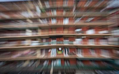 Aiaraldeko Etxebizitza, zikoizkeriaren eskuetan