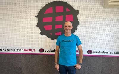 Raul Imaz: “4.300 kilometro egin ditut bizikletan euskal etxeetatik barna”
