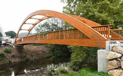 Bidasoko Bide Berdea Elizondoraino hedatzeko lanak aitzineratuak dituzte