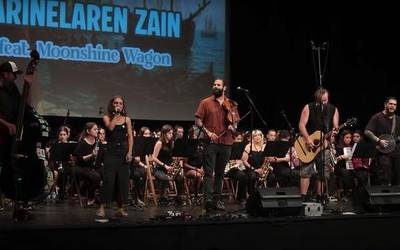 [BIDEOA]: 'Gorbeiatik Anbotora' bidaia musikalaren bideoa kaleratu dute