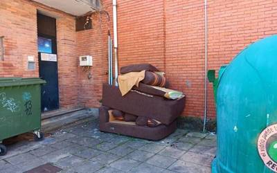 Azken ostirala baino lehen, hondakin handiak pilatuta