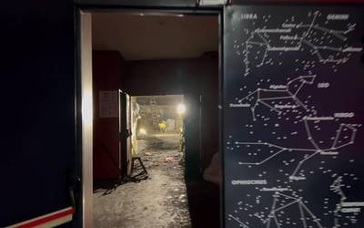 Iruñeko Planetarioan hondakinak kentzeko lanak hasi dira urtarrileko sutearen ondoren