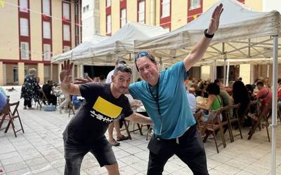 Bazkaria eta jolasak protagonista iluntzera arte