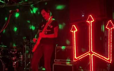 Rockak, erromeriak eta elektronika doinuek girotu zuten zapatu gaua