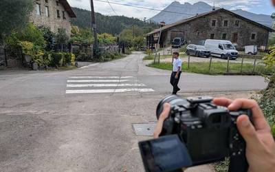 65 urtetik gorako figurante bila dabiltza 'Mintzo zen' film laburraren grabaketarako