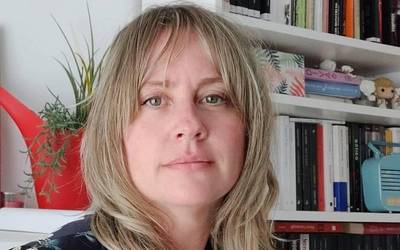 Verónica García-Peñak liburu berria argitaratu du, hamar kontakizunez osatuta