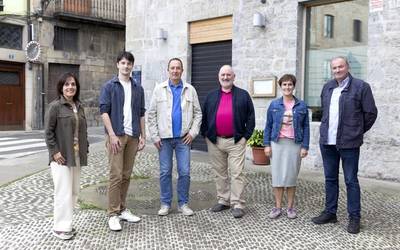 EAJk "kezka handiz" ikusten du Bergarako kultura ekitaldien "gainbehera"