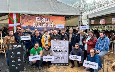 Euskal Herriko ardi moztaile txapelketan izanen da Itsasoko Kike Paesa