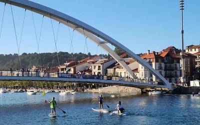 GoazenUp Sup Race 2025 lasterketa inklusiboa Gazara begira ospatuko dute aurten