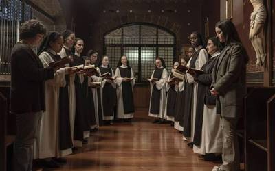 'Los domingos', erantzunak baino, galderak egiten dituen filma