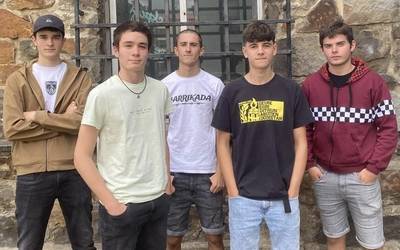 Euskaraz sortzeko hautuarekin, Bogside taldea estreinakoz