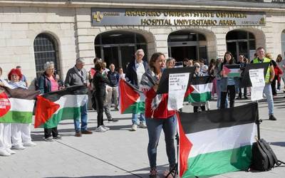 Gazako genozidioa salatu dute osasun langileek