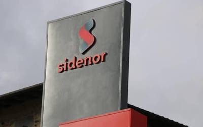 Sidenorren etorkizuna bermatuko duen "irteera negoziatzeko garaia" da UGT, CCOO eta USO sindikatuentzat