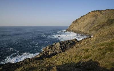 Gorlizko kostaldeko gotorlekuen inguruko hitzaldia emango du Xabier Armendarizek