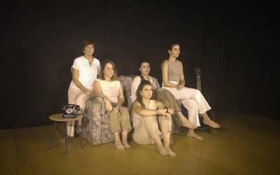 AMArtean zikloaren baitan, 'Lotura basatiak' antzerki erakustaldia eginen dute etzi Iruritan