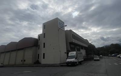 ECS Mobility enpresan lanuzteak egingo dituzte azken kaleratzeak salatzeko