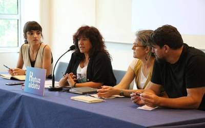 Idurre Eskisabel: "Orain arteko hizkuntz politikek ez dute herritarren euskalduntzea lortu; paradigma aldaketa behar dugu"