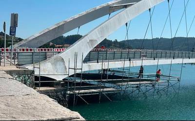 Plentziako zubia berritzeko lanak hasi dituzte