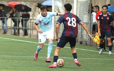 Futboleko galtzak lehenengo, txapela gero