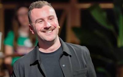 "Erromeriak garai berrietara egokitzen  jakin du"