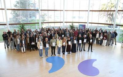 Euskararen "pizkunde berria" eragiteko nahia, akordio soziopolitikoa oinarri