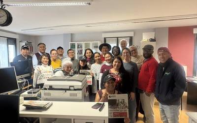 Hizkuntza aktibistak Sakanan izan dira