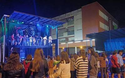 Gaur hasiko dira Bañuetako jaiak eta Versenek jarriko du musika