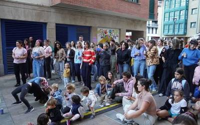 Lau urte beteta, indartsu hasi du ikasturtea Emakumeon Etxeak