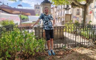 "Abestiak nire zati bat dira; gertuko bizipenak"