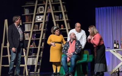 Antzerki emanaldi  solidarioa, AMSren alde