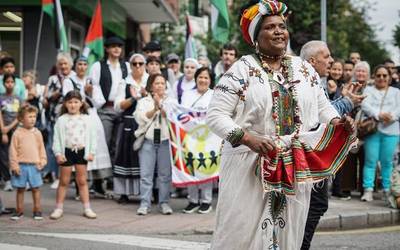 Getxoko Munduko Arrozak: 680 lagun eta 28 talde aniztasunaren eta bizikidetzaren alde