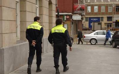 Erandiok udaltzain bi gehiago izango ditu eta Babes Zibileko baliabideak indartuko ditu