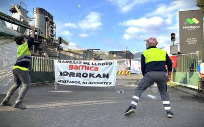 Garnica taldeko zuzendaritza ez da agertu Maderas de Llodion zuen bileran