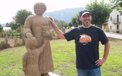 "Irañeta herri txikia da eta sarreran figura indartsu bat du orain"