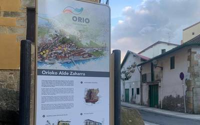 Errelatu berriarekin, panel berriak