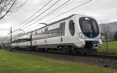 Aia-Orio eta Zarautz arteko tren zerbitzua berrezarriko dute bihartik aurrera