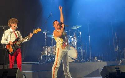 Queen-en tributu taldeak entzule asko izan ditu aurrean