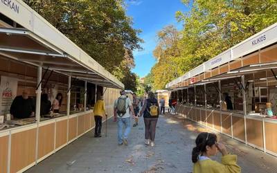 Editargik ateak zabaldu ditu