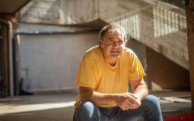 “Ikasleak eroso sentitu behar dira euskaraz jolasten, zirikatzen, ligatzen…”