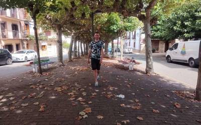 "Deskonektatzeko modu bat da; abestea, margotzea... oso ongi datorkit"